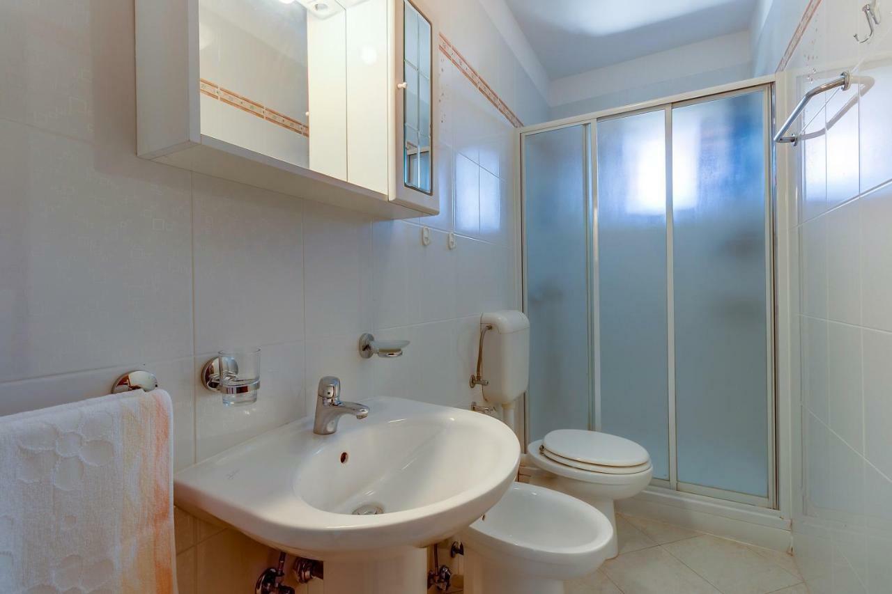 Bugenvilia Mali Lošinj Extérieur photo