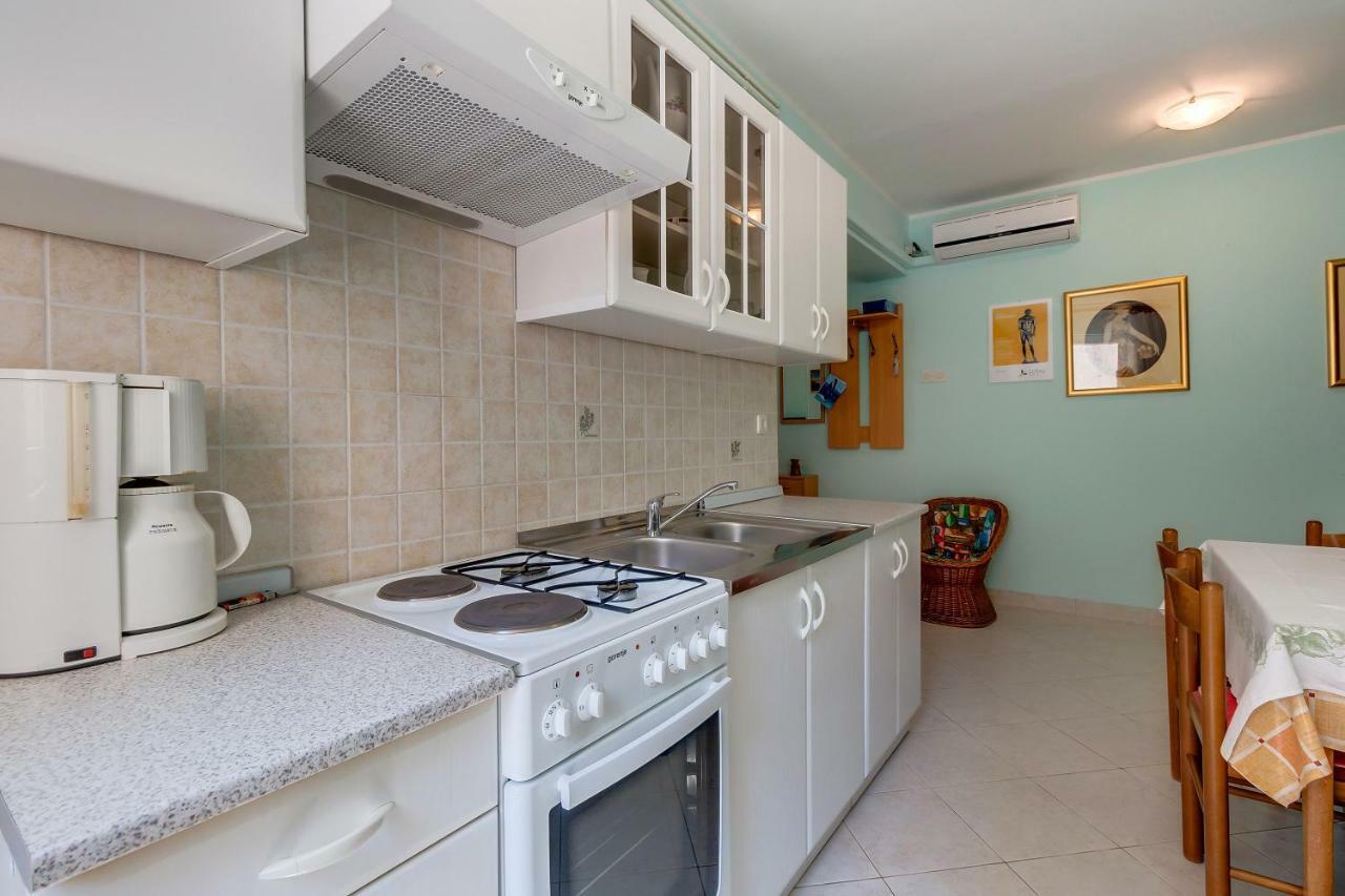 Bugenvilia Mali Lošinj Extérieur photo